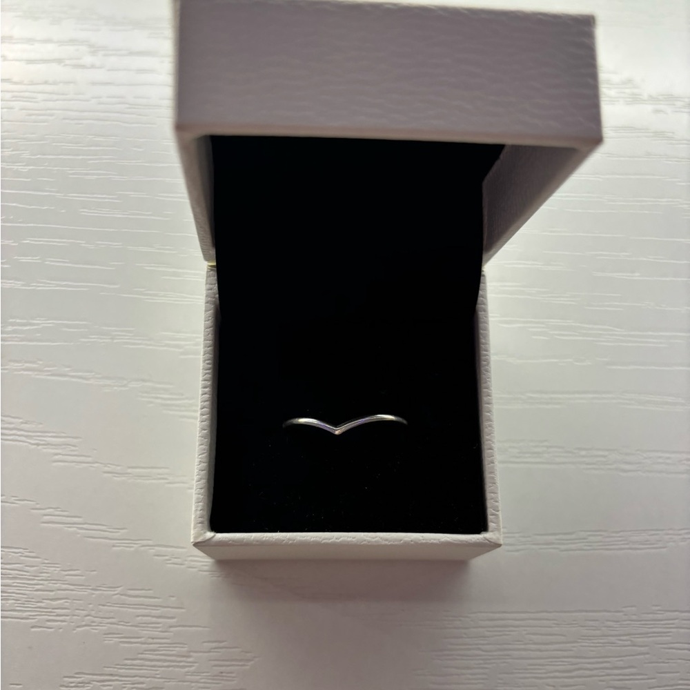 Pandora polished wishbone ring in silver